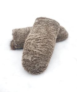 Real Fur Mittens. Shearling fur mittens with fur lining. Fur lined Mittens for raynaud's. warmest furry mittens made in Canada. Big furry mitts for men