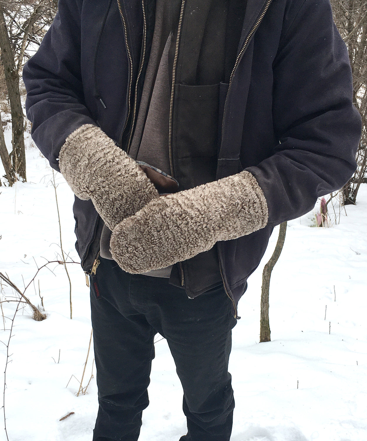 Real Fur Mittens. Shearling fur mittens with fur lining. Fur lined Mittens for raynaud's. warmest furry mittens made in Canada. Big furry mitts for men