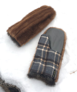 Real Fur Mittens. Brown mink fur mittens with fur lining. Fur lined Mittens for raynaud's. warmest furry mittens made in Canada. Big furry mitts for men