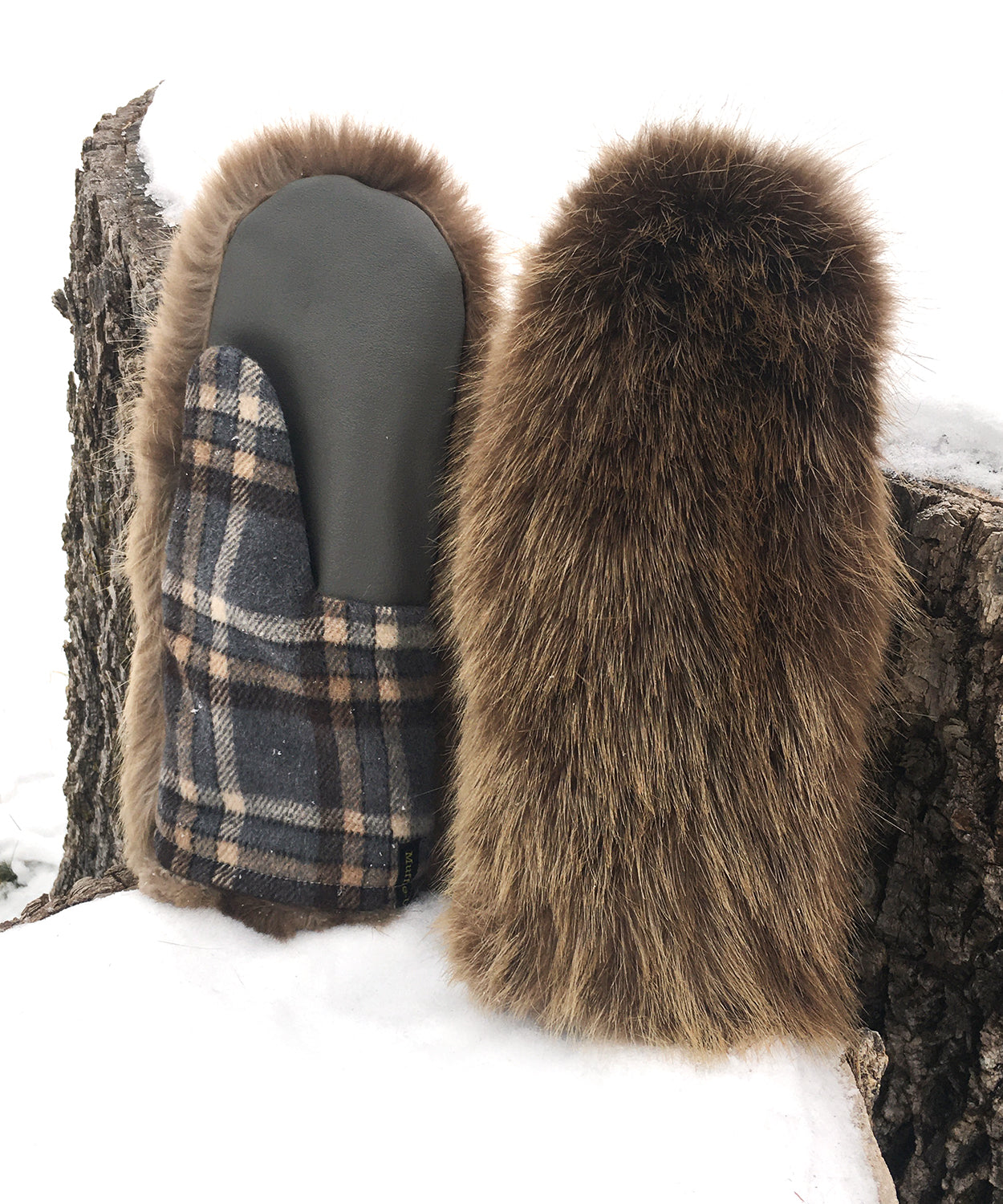 Real Fur Mittens. Beaver fur mittens with fur lining. Fur lined Mittens for raynaud's. warmest furry mittens made in Canada. Big furry mitts for men