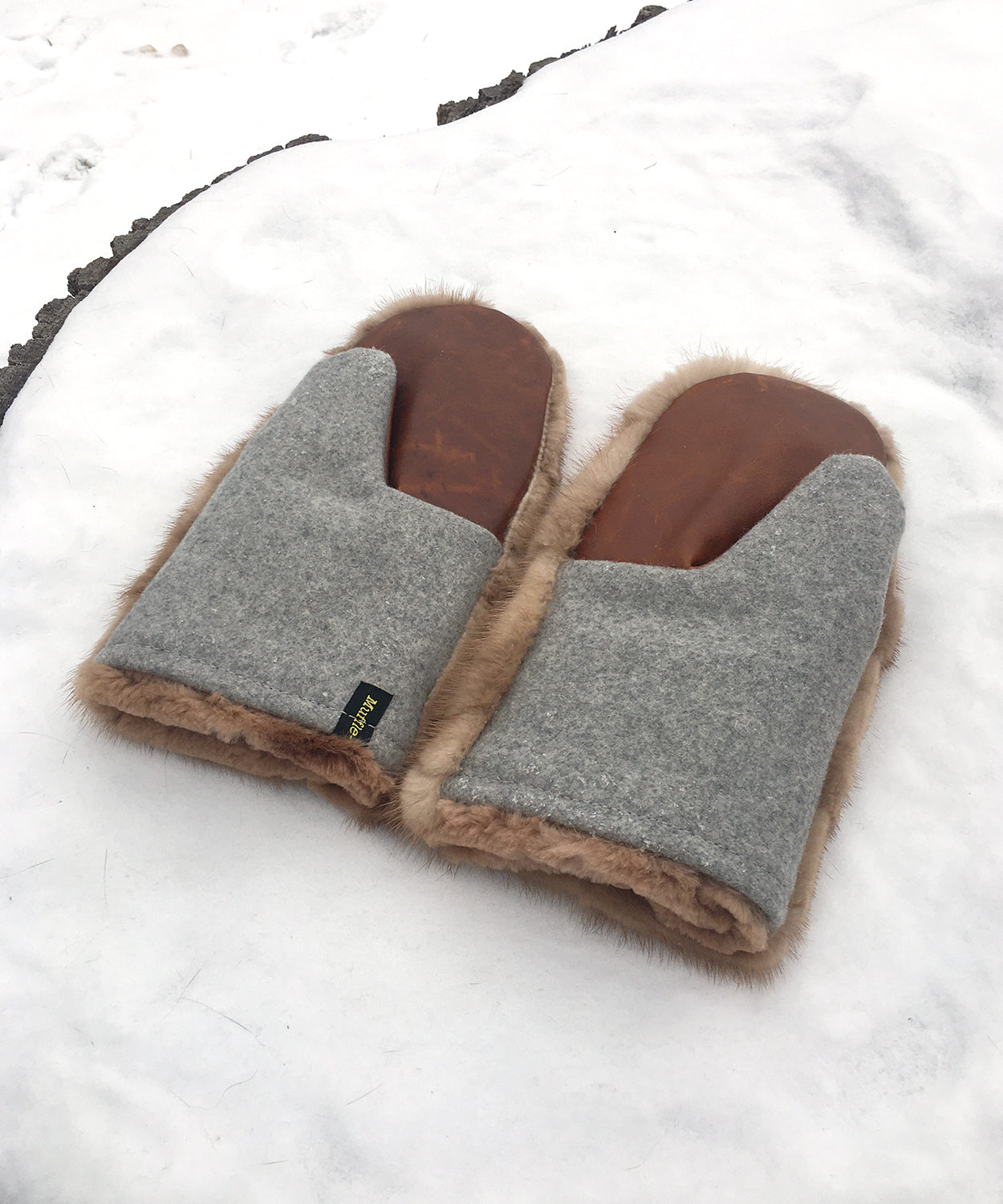 Real Fur Mittens. Brown Mink fur mittens with fur lining. Fur lined Mittens for raynaud's. warmest furry mittens made in Canada