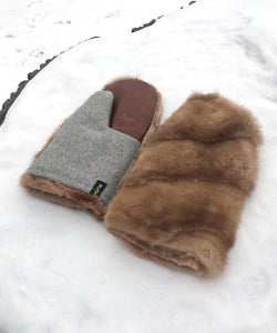 Real Fur Mittens. Brown Mink fur mittens with fur lining. Fur lined Mittens for raynaud's. warmest furry mittens made in Canada