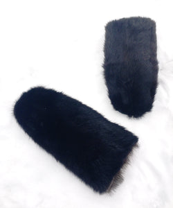 Real Fur Mittens. Black mink fur mittens with fur lining. Fur lined Mittens for raynaud's. warmest furry mittens made in Canada. Big furry mitts for men