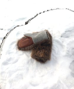 Real Fur Mittens. Beaver fur mittens with fur lining. Mittens for raynauds. warmest mittens made in Canada