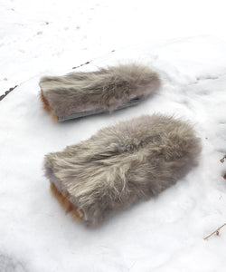 Real Fur Mittens. Coyote fur mittens with fur lining. Fur lined Mittens for raynaud's. warmest furry mittens made in Canada