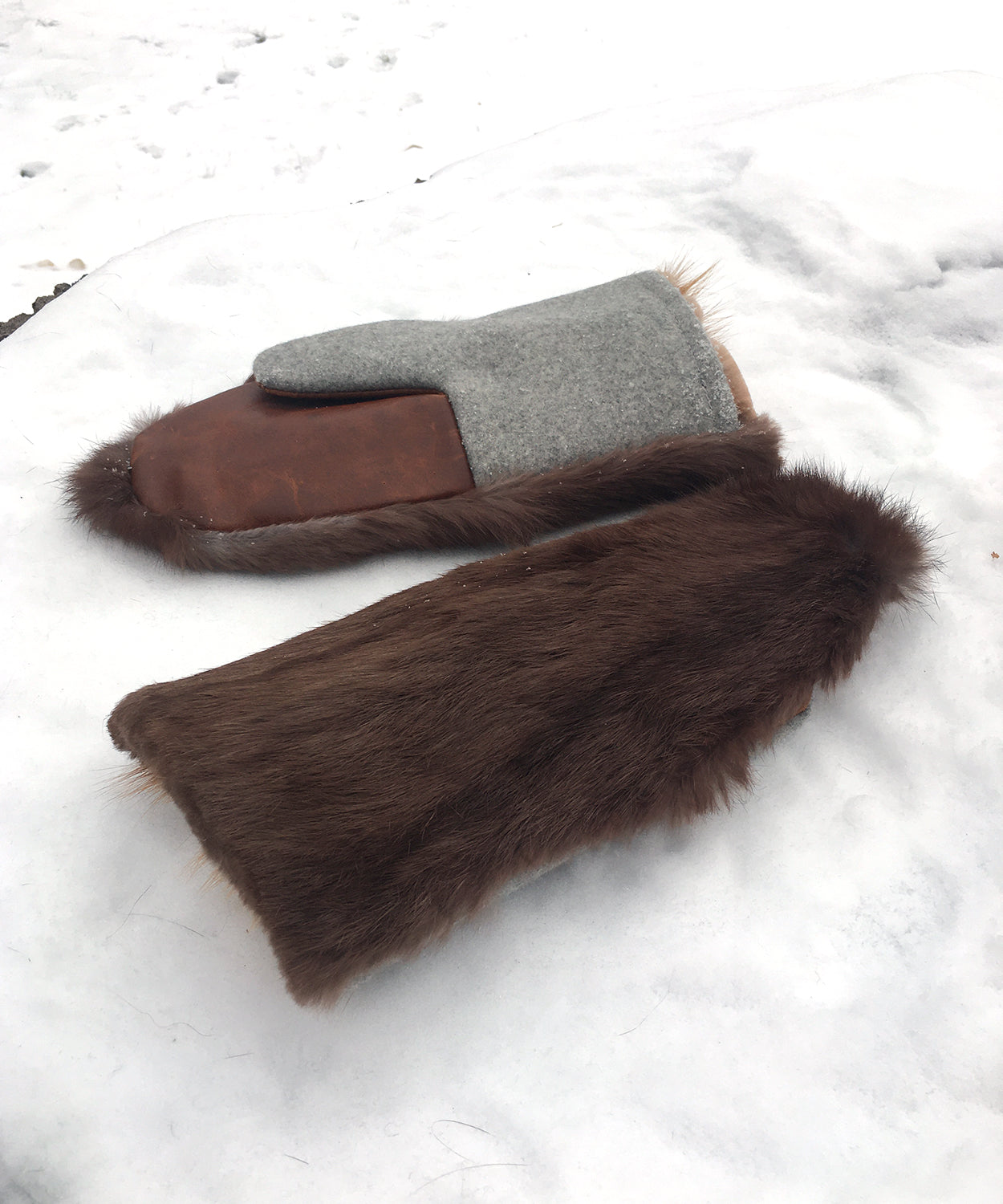 Women's Large / Men's Small Real Fur Mittens - Brown Rabbit