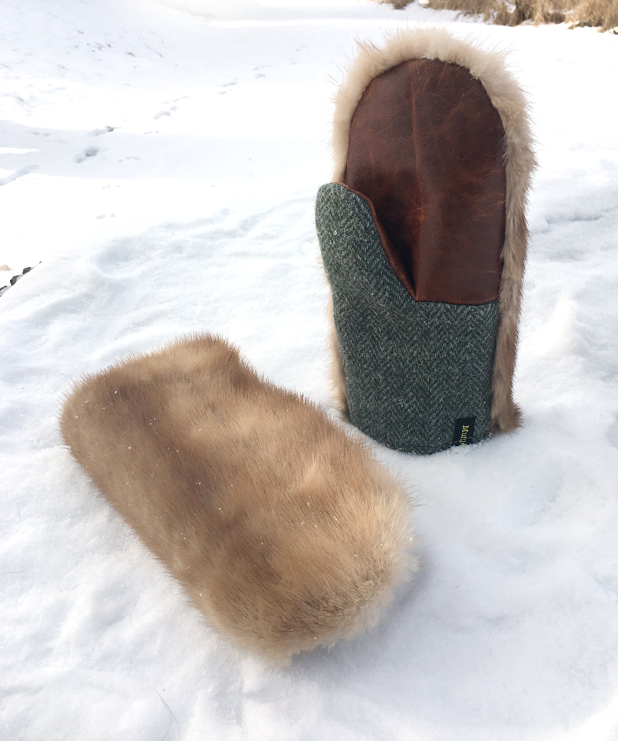 Real Fur Mittens. Autumn Haze Brown mink fur mittens with fur lining. raynauds warmest mittens made in Canada