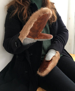 Real Fur Mittens. Brown Mink fur mittens with fur lining. Fur lined Mittens for raynaud's. warmest furry mittens made in Canada