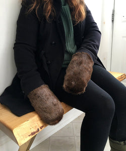 Women's Medium Real Fur Mittens - Otter Fur with Green Wool - Muffle - Up!